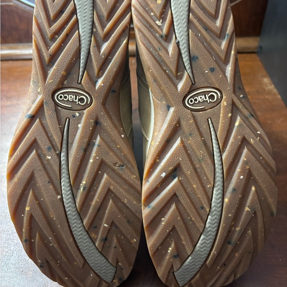 Stylish Tan Leather Boots - Picture 7 of 8